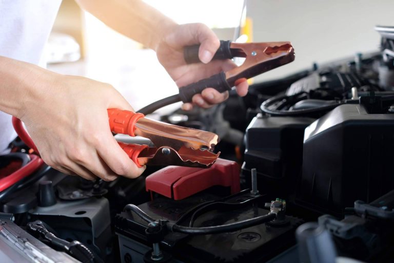 Baterías.com, ¿Cuáles son las recomendaciones para hacer un mantenimiento preventivo de la batería del coche?
