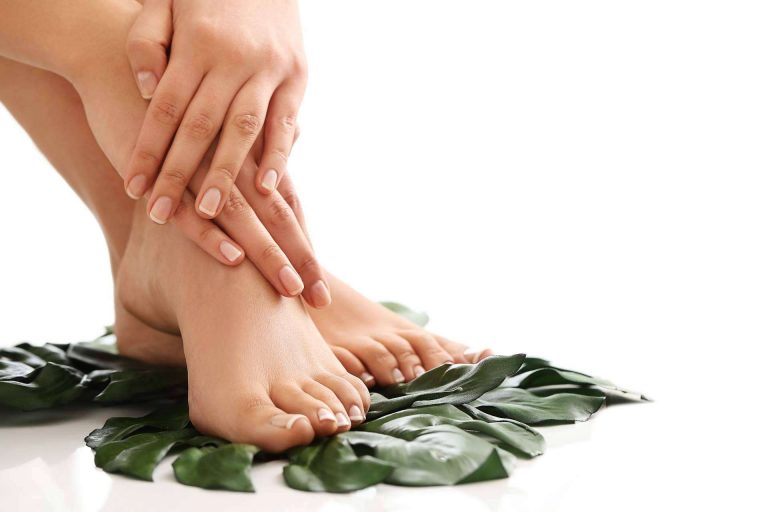 La importancia de utilizar productos profesionales para el cuidado de manos, pies y uñas, por Upsala Cosmetic