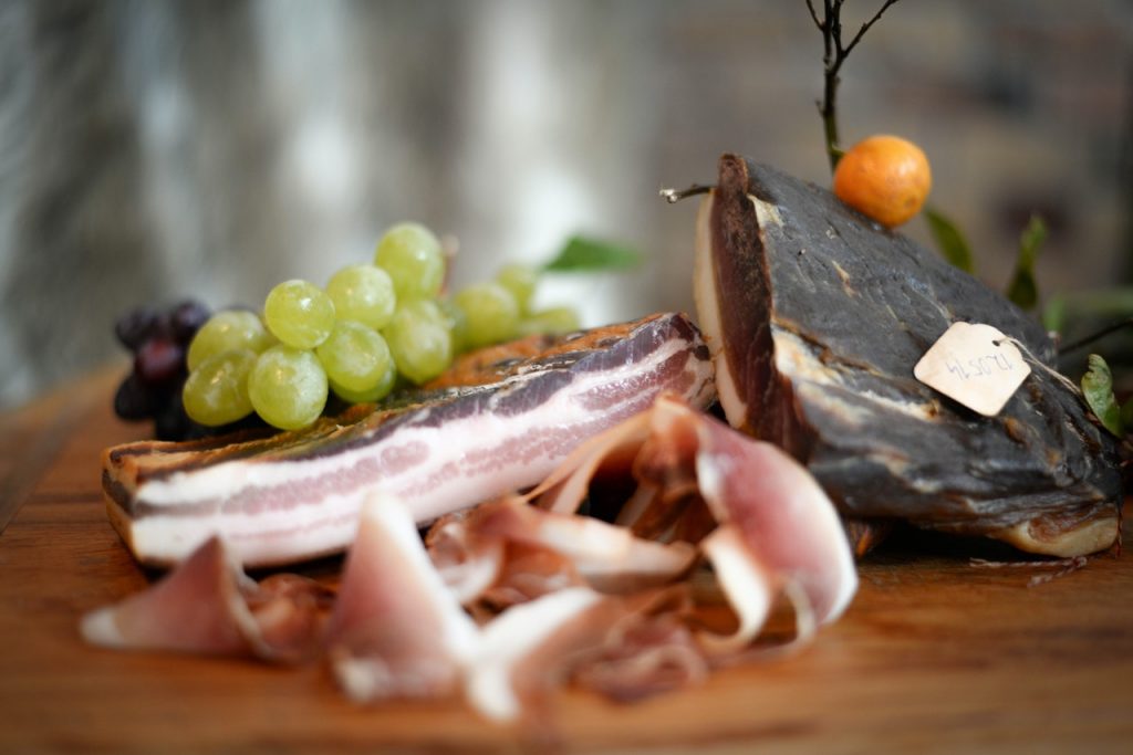 Cómo Diferenciar El Jamón Ibérico De Una Paleta Ibérica 