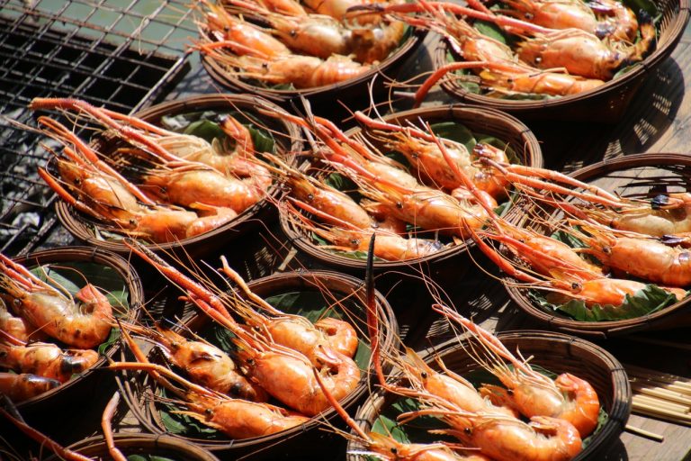 Los secretos para hacer unos langostinos al horno con mucho sabor