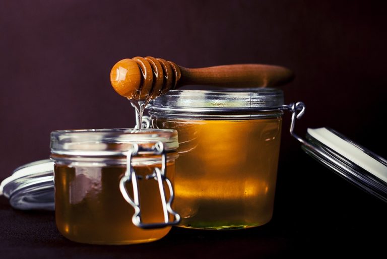 Las razones por las que no deberías tomar miel