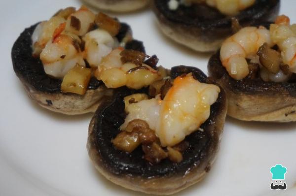 Plato De Champinones Rellenos Con Gambas