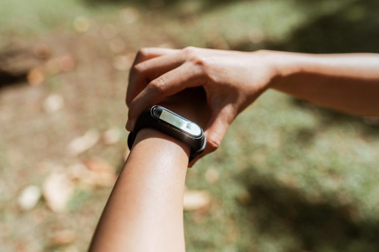 Comparamos pulseras inteligentes: 10 opciones baratas para Reyes