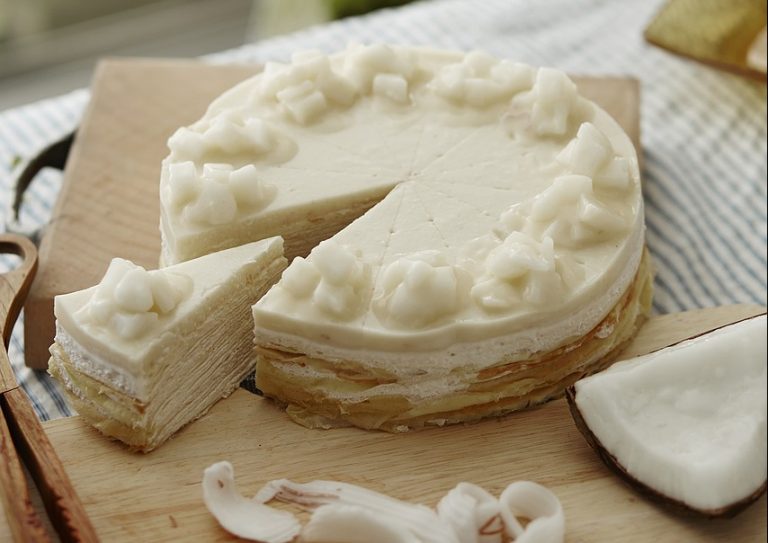 Tarta de galletas y coco: cómo montarla y que no se caiga