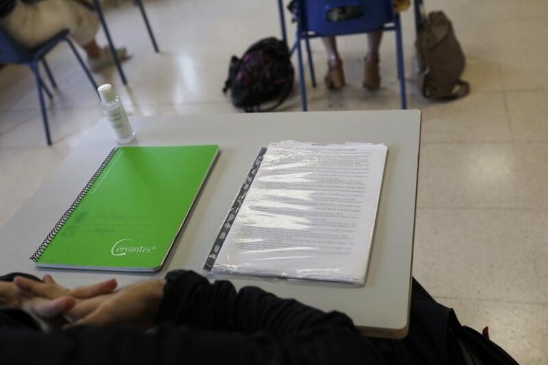 Gobierno, CC.AA y comunidad educativa se inclinan por no retrasar la ‘vuelta al cole’ tras la Navidad