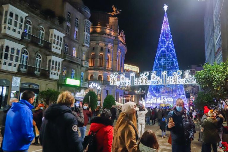 Galicia registra más de 48.000 casos activos y 360 hospitalizados  por covid