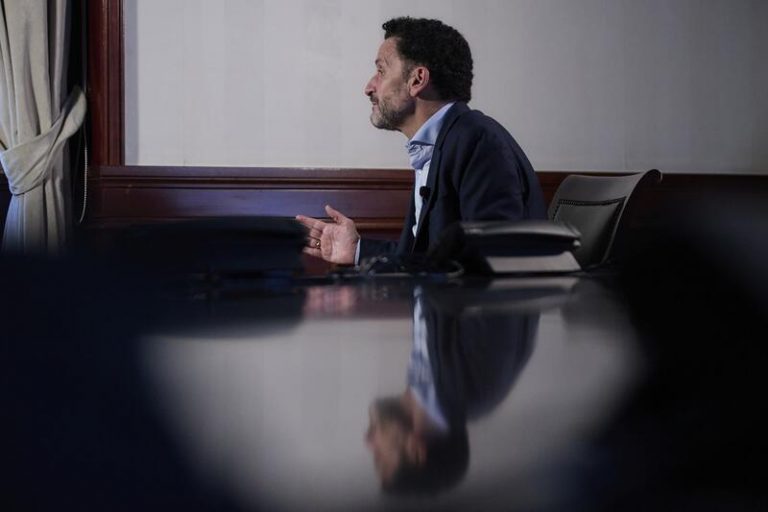 Bal avisa a Casado de que comete un «error de libro» al querer «acabar» con Ciudadanos