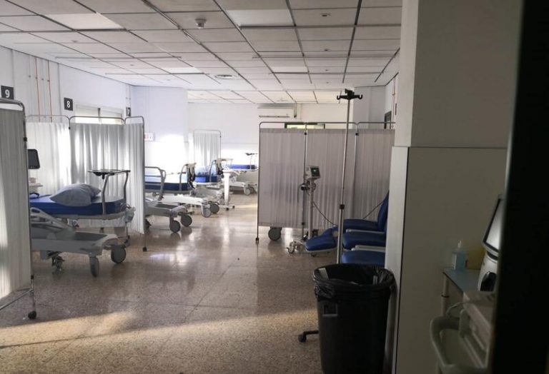 Canarias suma 2.048 nuevos casos de covid y siete personas fallecidas en el último día