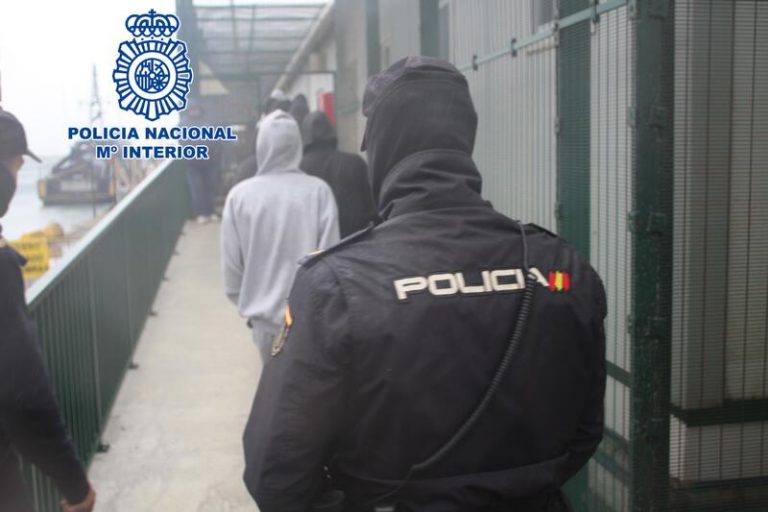 2 detenidos acusados de organizar y patronear una de las pateras que naufragó frente Cabo de Gata