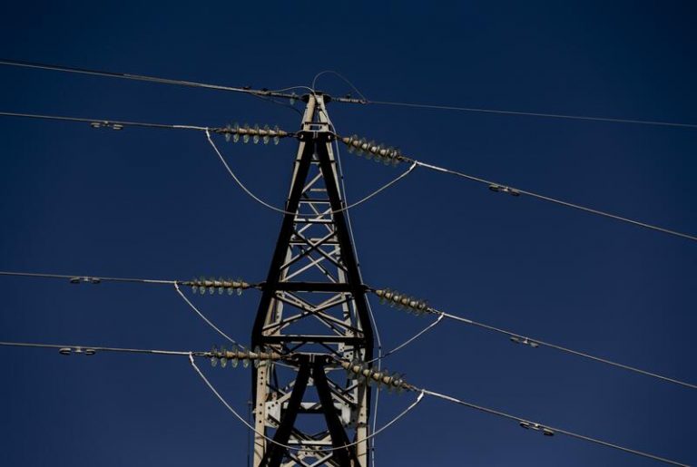 La demanda eléctrica en España sube un 2,6% en 2021