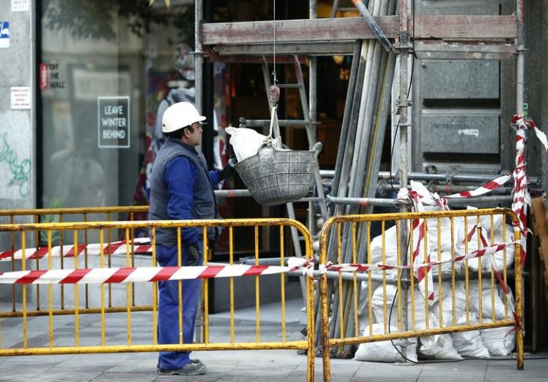 UGT: El contrato indefinido adscrito a obra servirá para acabar con la temporalidad en la construcción