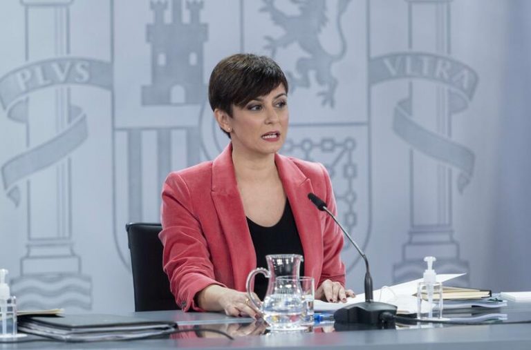 El Gobierno critica a Madrid por cambiar las cuarentenas en colegios