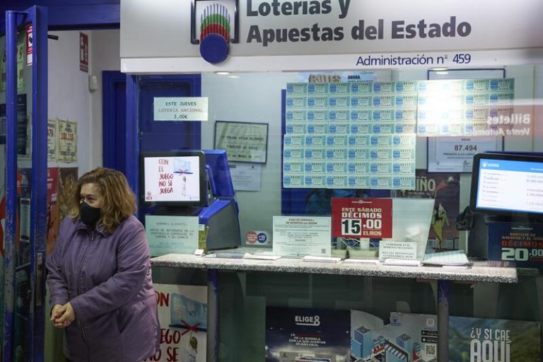 El segundo premio de ‘El Niño’ reparte 225.000 euros en Chiclana, Ubrique y Jerez