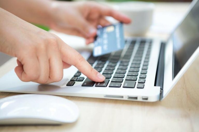 El comercio electrónico crece un 13,7% hasta superar los 13.660 millones en España