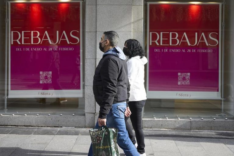 Las ventas minoristas de la eurozona repuntan un 1% en noviembre, siete décimas más