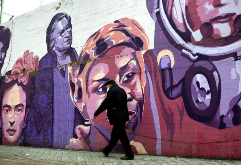 Vandalizan por segunda vez el mural feminista de Ciudad Lineal