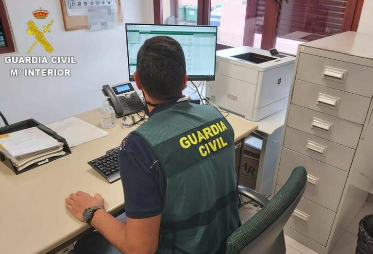 Detienen al hombre que se disfrazó para apuñalar con arma blanca a su expareja