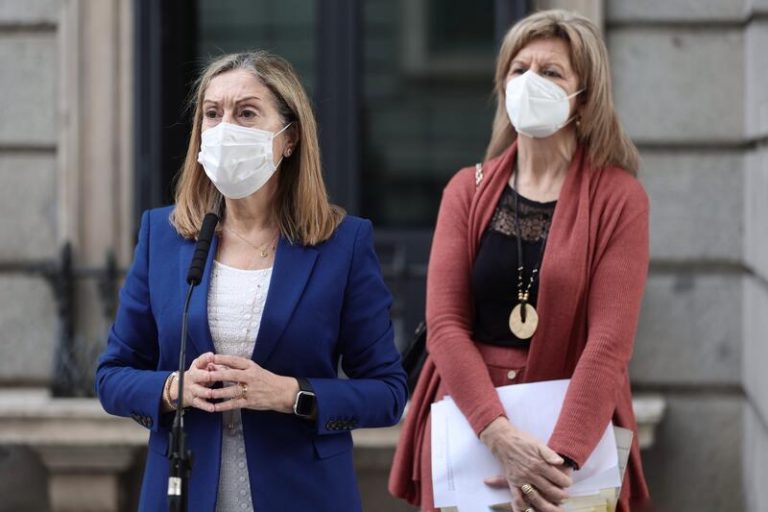 Ana Pastor acusa a Sánchez de llegar «tarde» con el precio de los test de antígenos