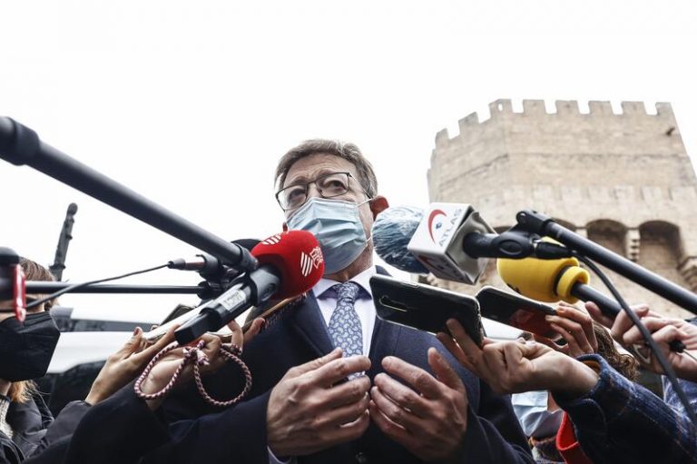 Puig no ve razonable que las farmacias de Valencia puedan cobrar por los test «sin ningún tipo de control»