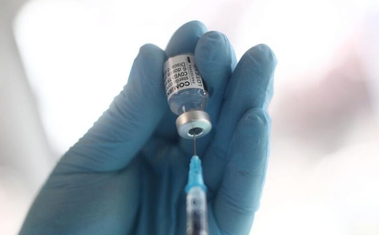 Suben los contagios en Madrid hasta 22.881 nuevos casos, con 32 fallecidos