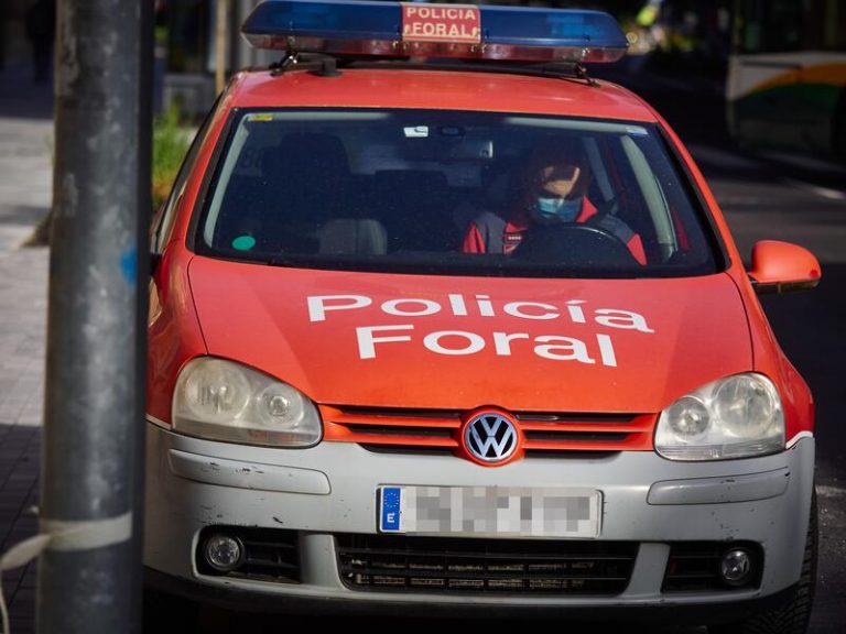 3 detenidos, uno por violencia de género, en una pelea en Puente la Reina