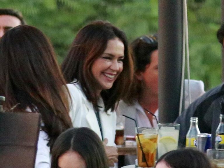 Olga Moreno recupera la sonrisa bailando tras pasar los peores días de su vida