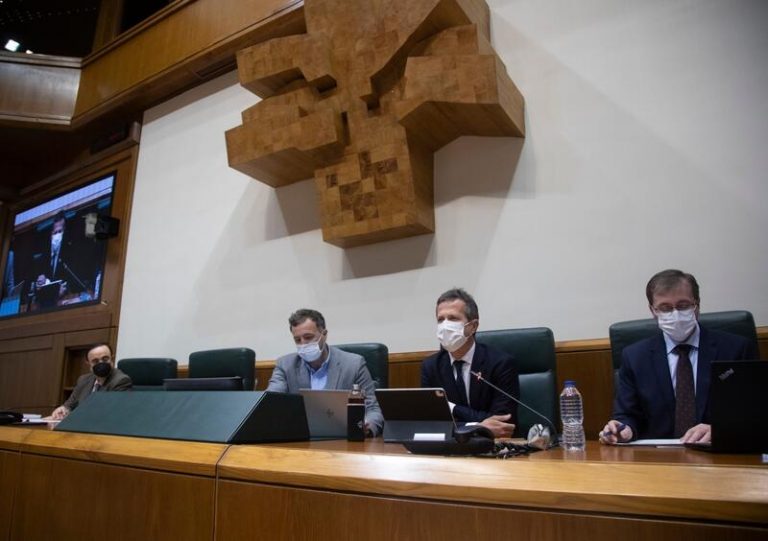 Gobierno vasco admite «confusión y tensión» en la educación, pero pide comprensión ante la «compleja» gestión del covid