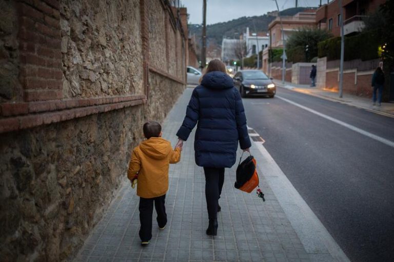 Cataluña contabiliza 22.870 positivos en la educación en las últimas 48 horas