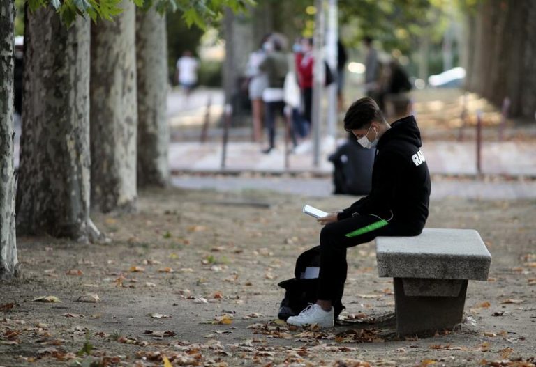 Aumentan a 2,7 millones los jóvenes en exclusión social en España por la pandemia
