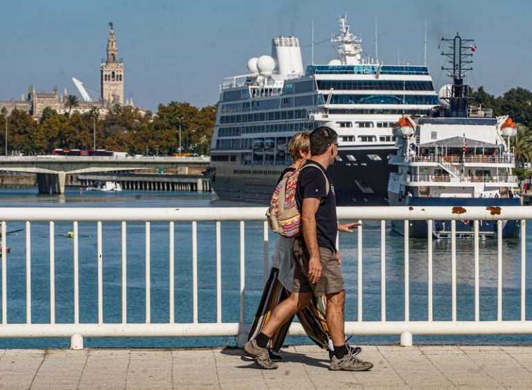 Andalucía es principal destino de residentes de España con 11,5 millones de viajes en tercer trimestre de 2021