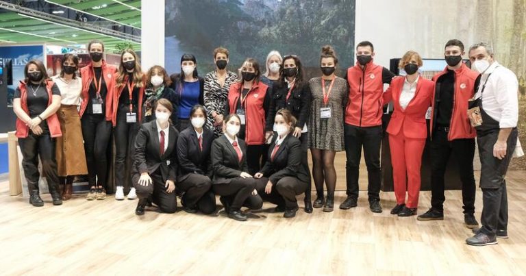 Navarra destaca la «mayor afluencia de público profesional» a su stand en Fitur