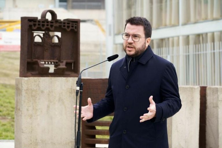 Aragonès ve en la sentencia del 25% de castellano del TSJC «una especie de 155 educativo»