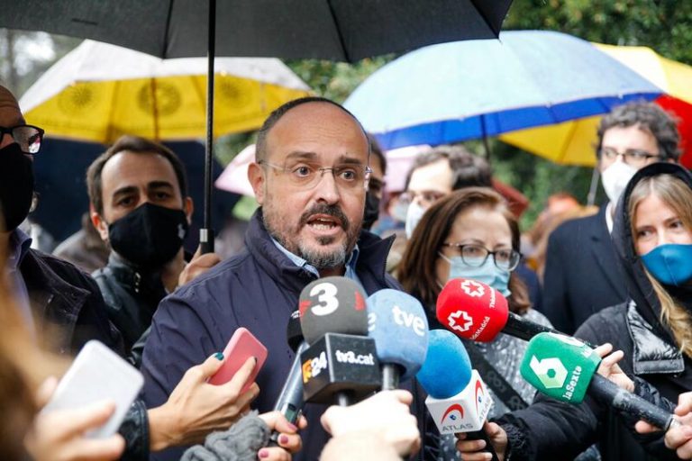 El PP condena los «ataques» a Alejandro Fernández en Vic por parte de «fascistas cobardes»