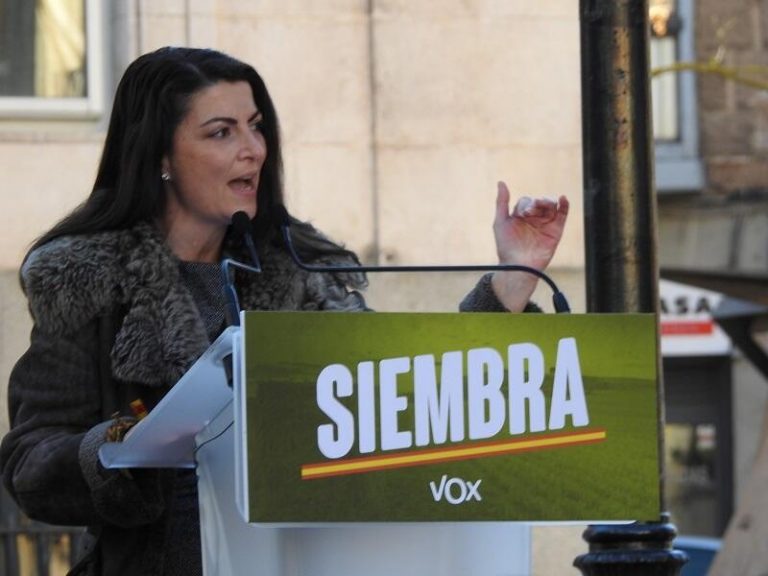 Macarena Olona apunta en Soria al bipartidismo como «culpable» de la despoblación