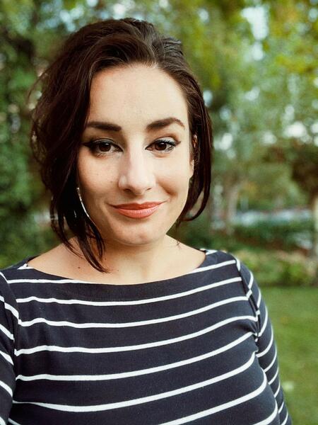 La escritora Jimina Sabadú, contra ‘La conquista de Tinder’: «Es el mercantilismo del amor»