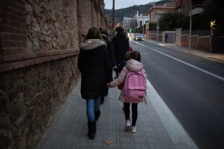 Cataluña contabiliza 36.030 positivos en la educación en las últimas 48 horas