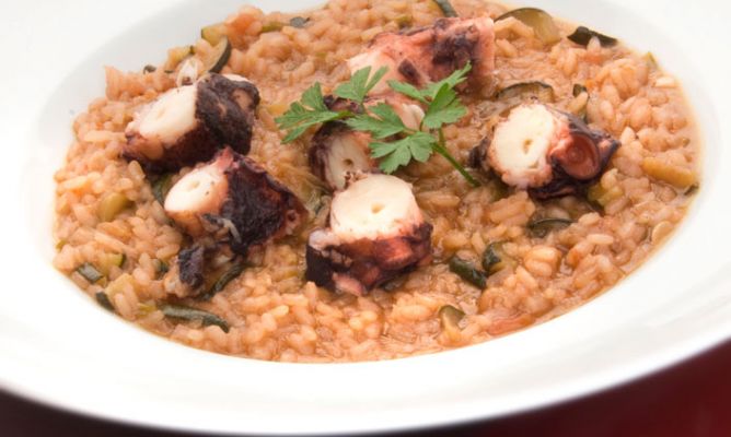 Arroz con pulpo: la receta de Arguiñano que supera a la paella de marisco