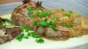 Chuletas en salsa: la receta más aclamada de los Hermanos Torres