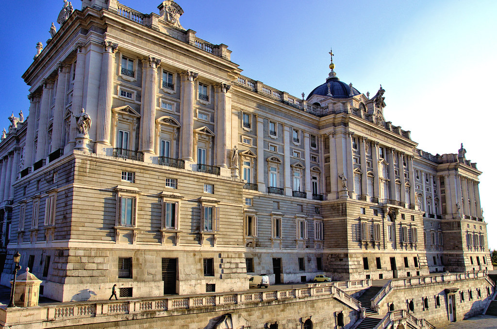 El Palacio Real, La Residencia Del Rey