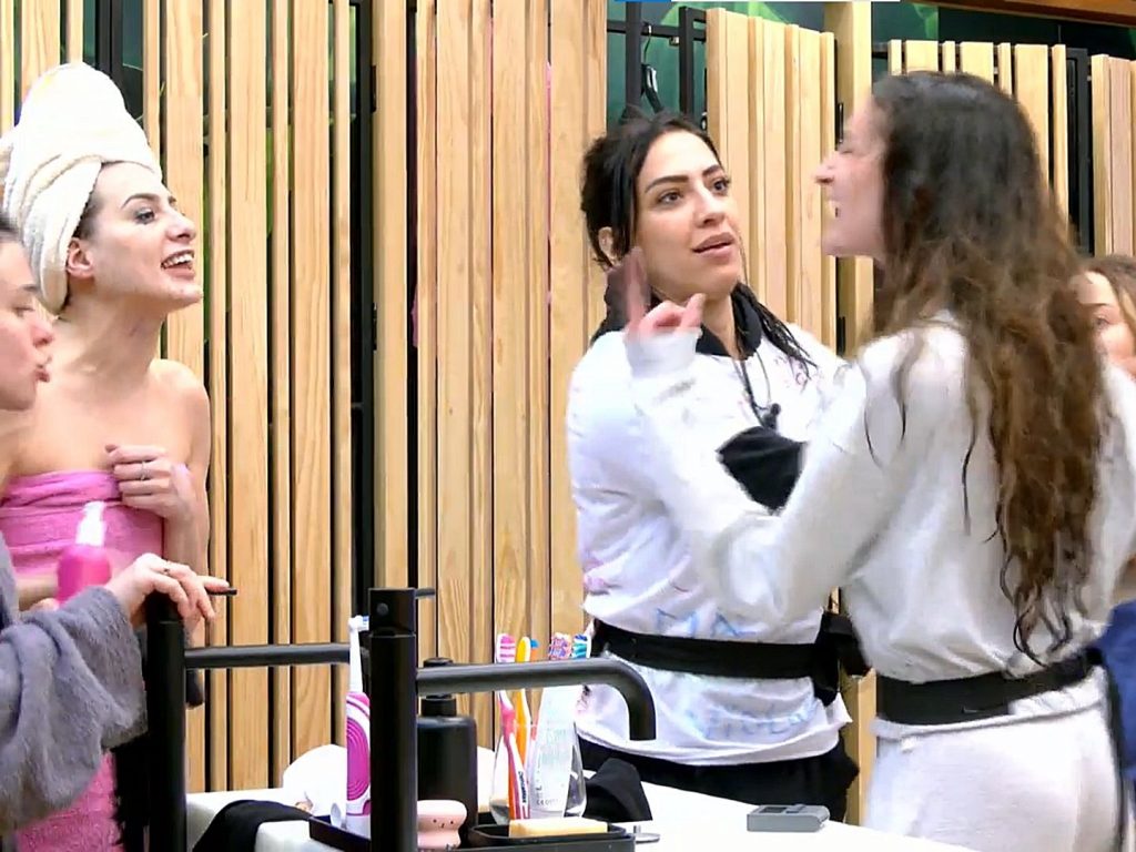 El Programa Secret Story Está En Boca De Todos Nissy  Carmen 