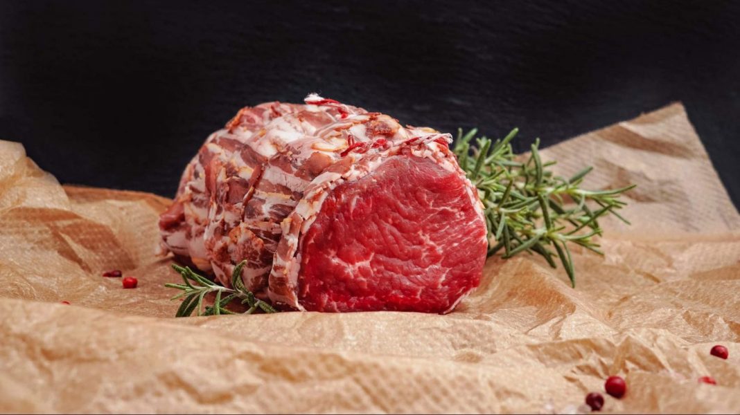 Esta es la carne que más proteínas tiene en 100 gramos