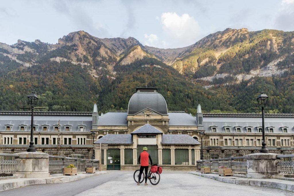Estas Son Las Estaciones De Tren Más Bonitas De España 3 Estación De Canfranc