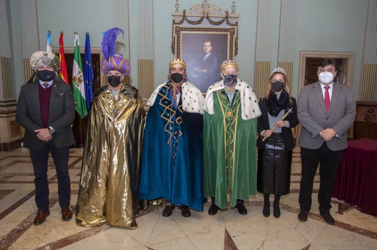 La Cabalgata de Reyes recorrerá Huelva con una comitiva especial compuesta en su centenario por 18 carrozas