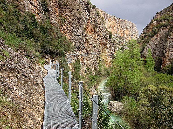 Las Pasarelas De Alquézar