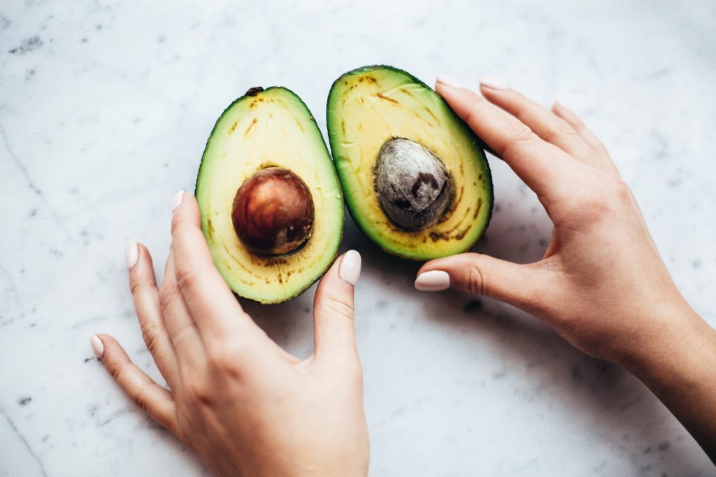 Por Qué Se Madura Rápido El Aguacate De Esta Forma