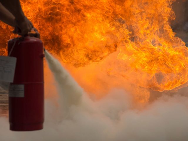 Ascienden A Seis Los Fallecidos En El Incendio De Una Discoteca En Murcia