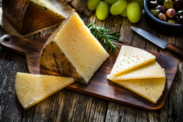 Cómo conservar el queso si ya lo hemos partido