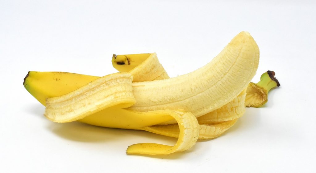 El Motivo Por El Que Deberías Comerte Las Hebras Del Plátano
