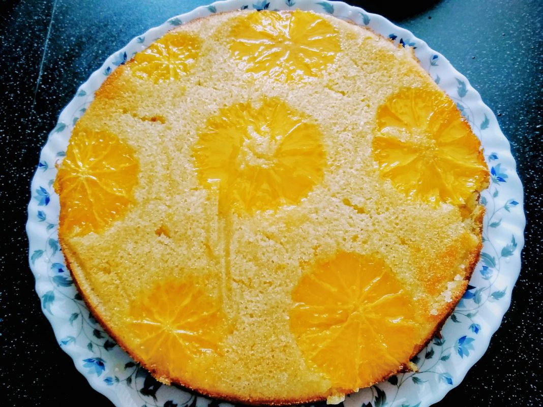 Pastel griego de naranja, el postre más popular cargado de vitamina C