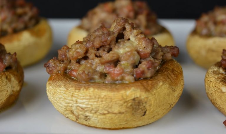 Champiñones rellenos de carne: la receta para quedar como un chef